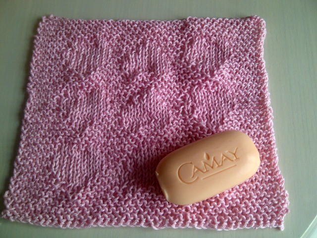 Pink Baby Heart Wash Cloth - 100% Cotton - Hand Knitted In Scotland
